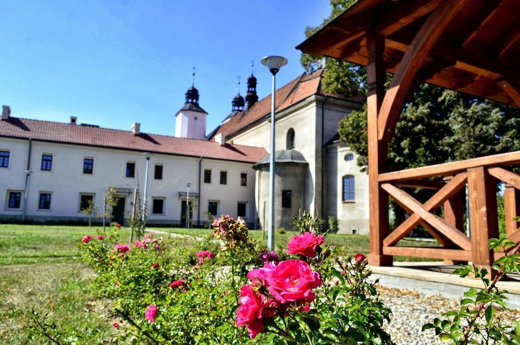 Hotel Sw. Norberta Nowe Brzesko Exterior foto