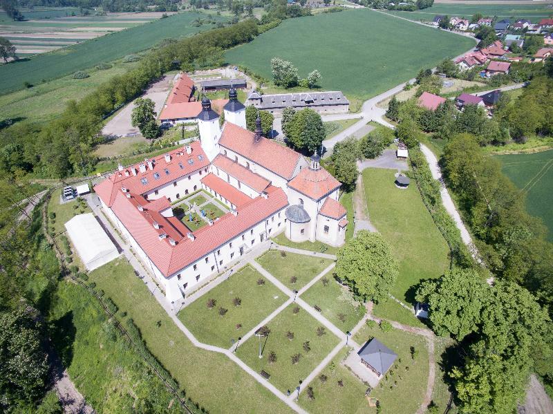 Hotel Sw. Norberta Nowe Brzesko Exterior foto